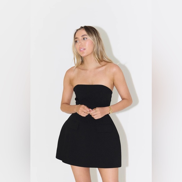 The Ultimate Muse Strapless Dress - Picture 2 of 6